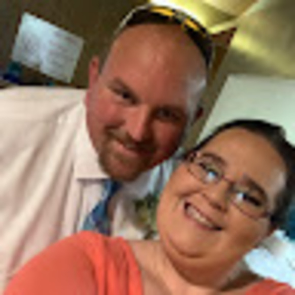 Meet your Posher, Amber - Picture 1 of 1